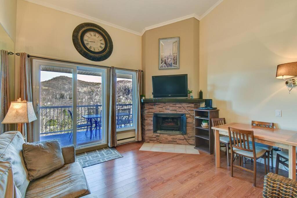 Charming Tremblant 1 Bedroom With Pool And Hot Tub 몽트랑블랑 외부 사진